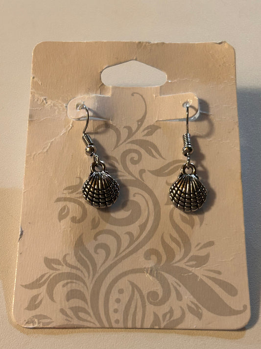 Dangle Sea Shell Earrings